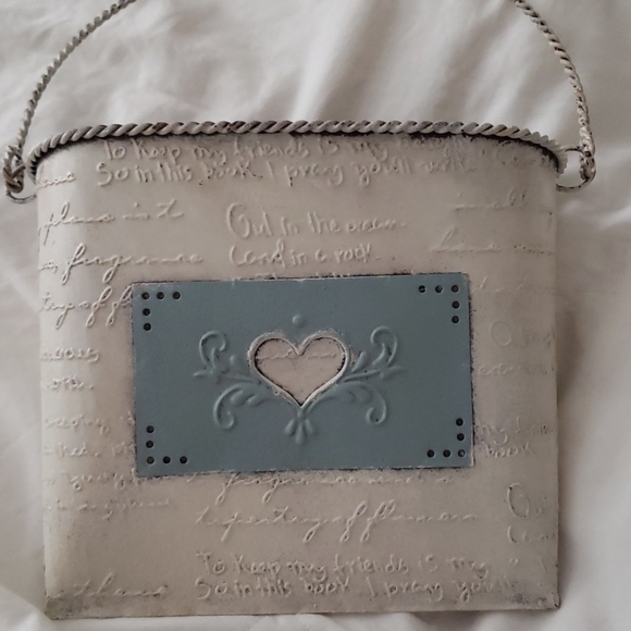 Gorgeous, rustic metal decor box. - Picture 6 of 6